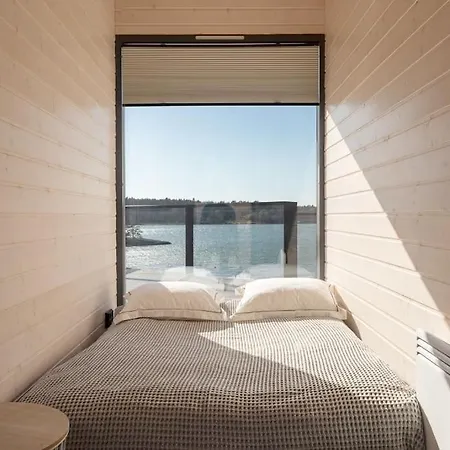 North - Armas Holiday home